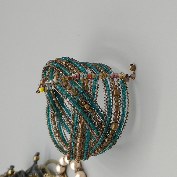 Cuff Bracelets with druzy bangles, pearl bracelets and more - Picture 12 of 16